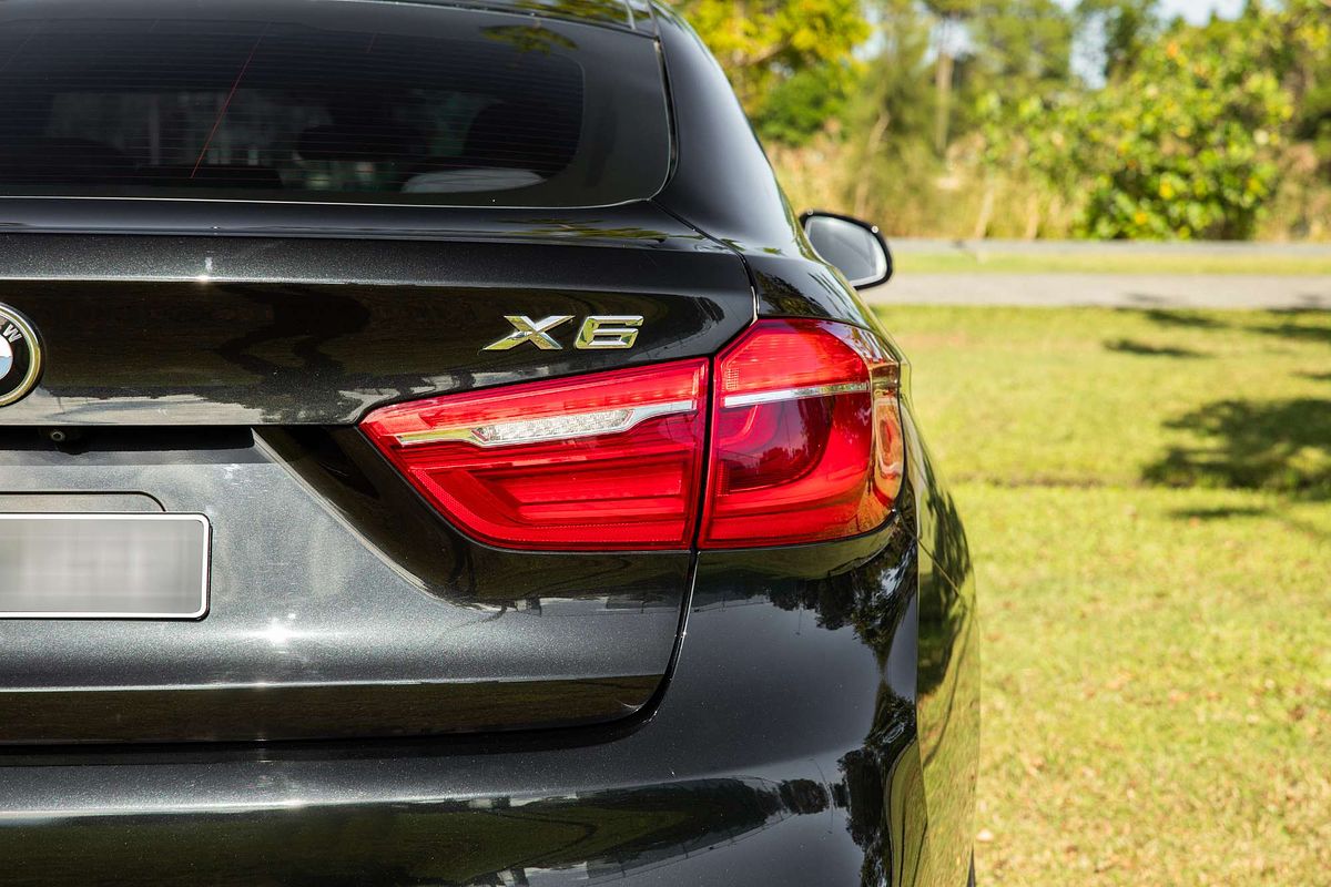 2015 BMW X6 xDrive30d F16