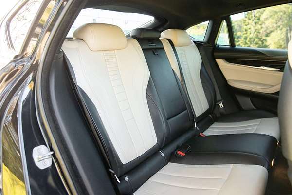 2015 BMW X6 xDrive30d F16
