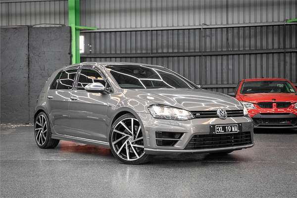 2015 Volkswagen Golf R 7