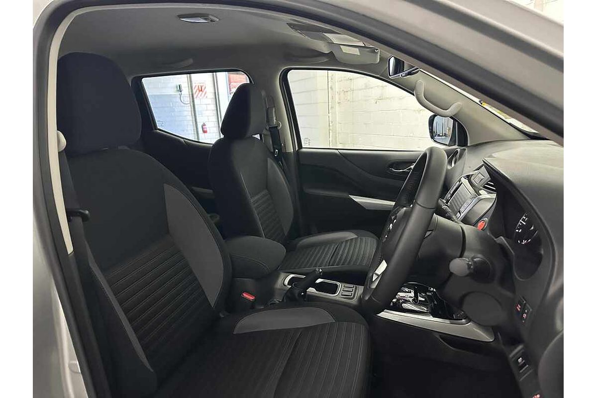 2024 Nissan Navara ST-X D23 4X4