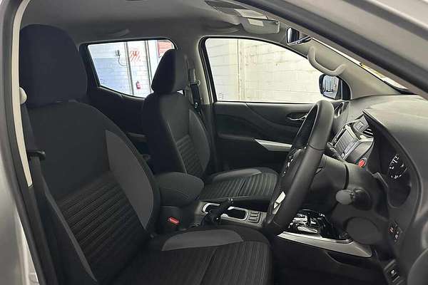 2024 Nissan Navara ST-X D23 4X4