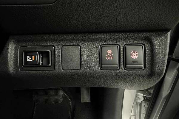 2024 Nissan Navara ST-X D23 4X4