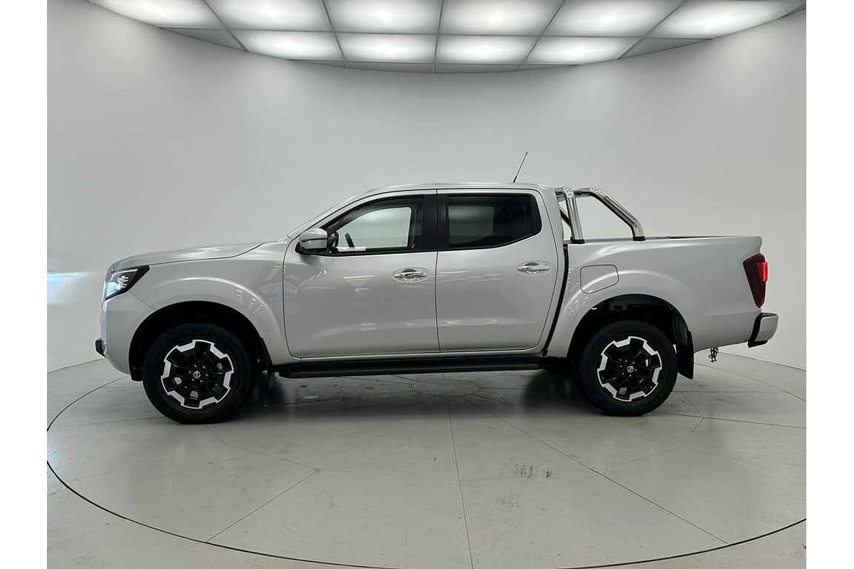 Nissan NAVARA 4X4 2.3 DSL AUTO DC ST-X CN