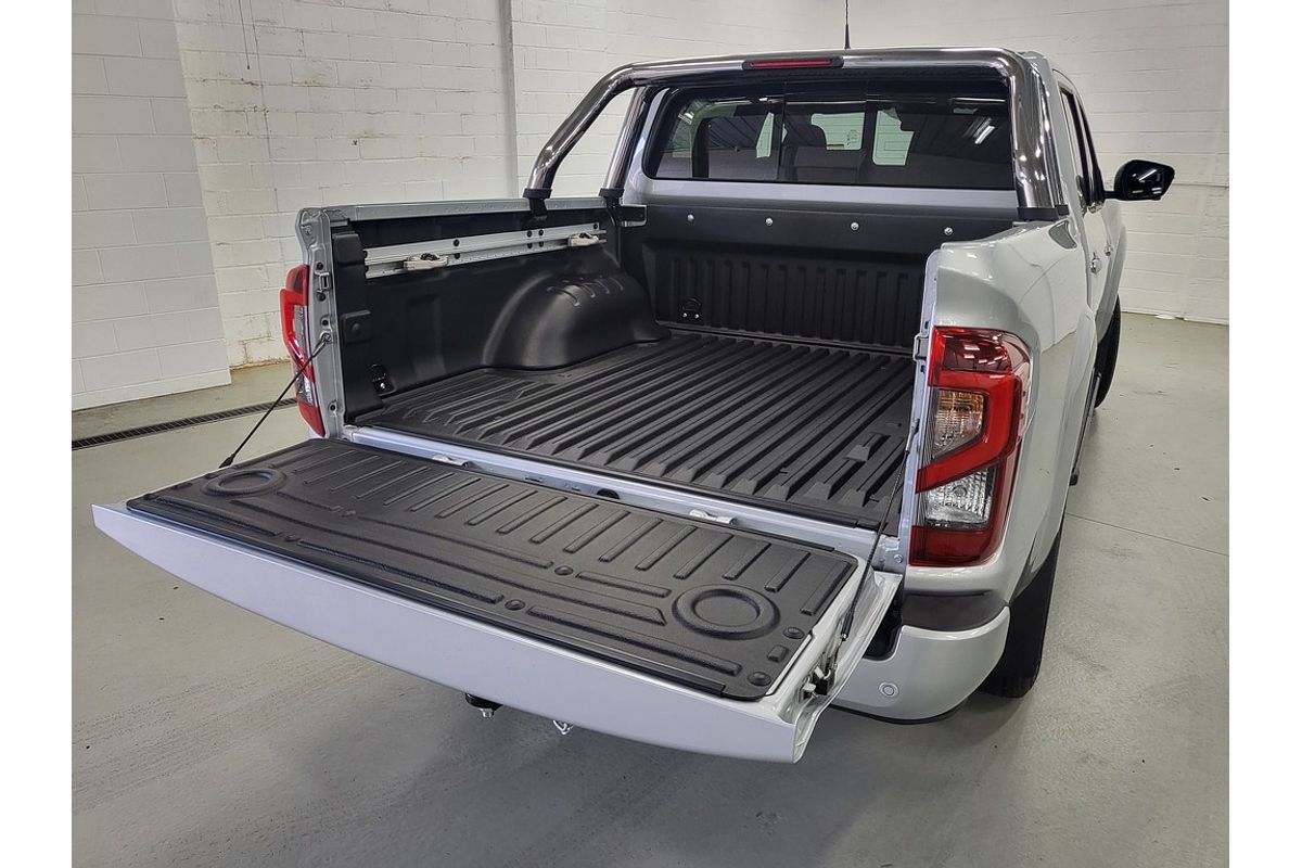 2024 Nissan Navara ST-X D23 4X4