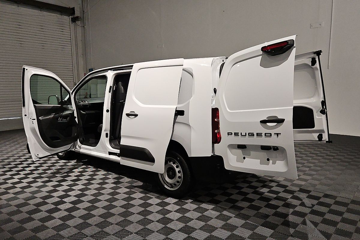 2025 Peugeot Partner Pro K9 LWB