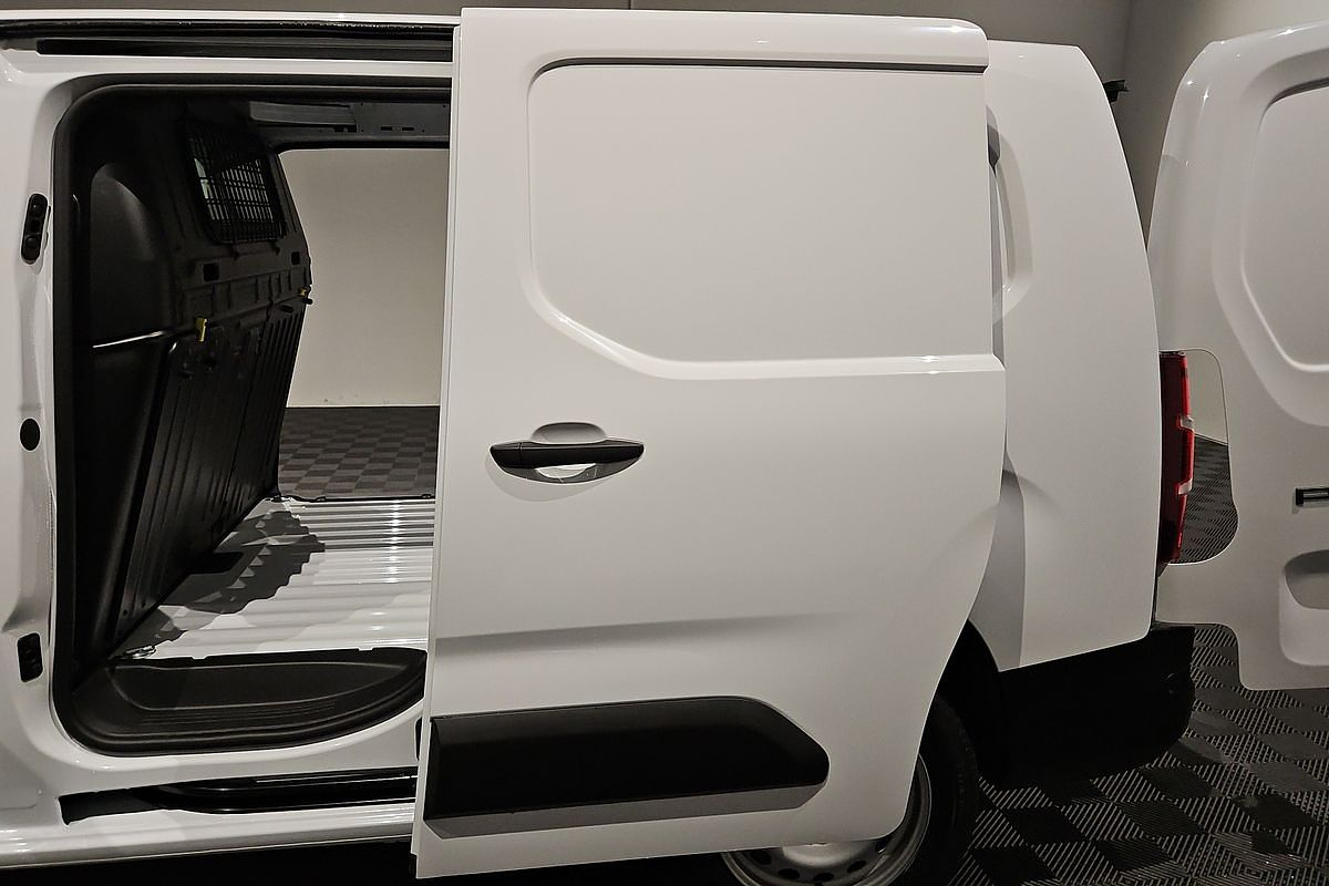 2025 Peugeot Partner Pro K9 LWB