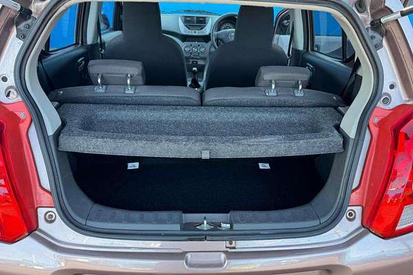 2012 Suzuki Alto GLX GF