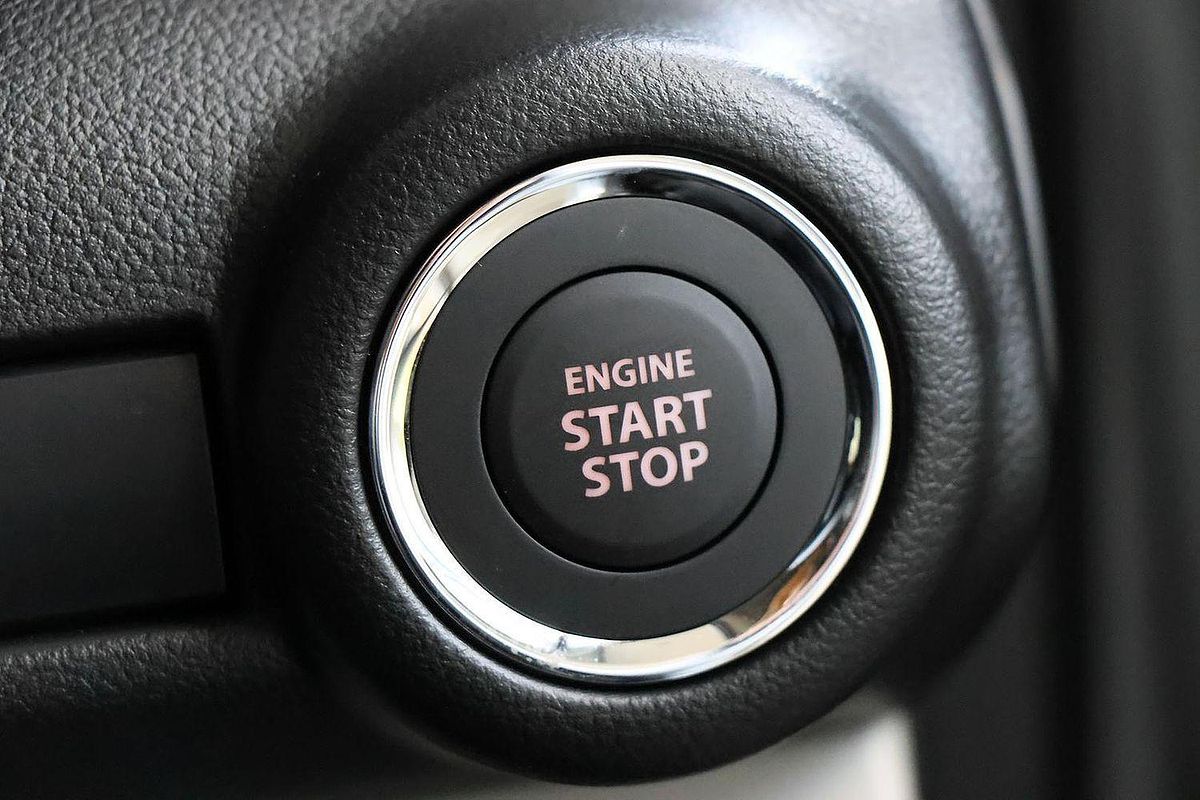 2024 Suzuki Swift Hybrid UZ