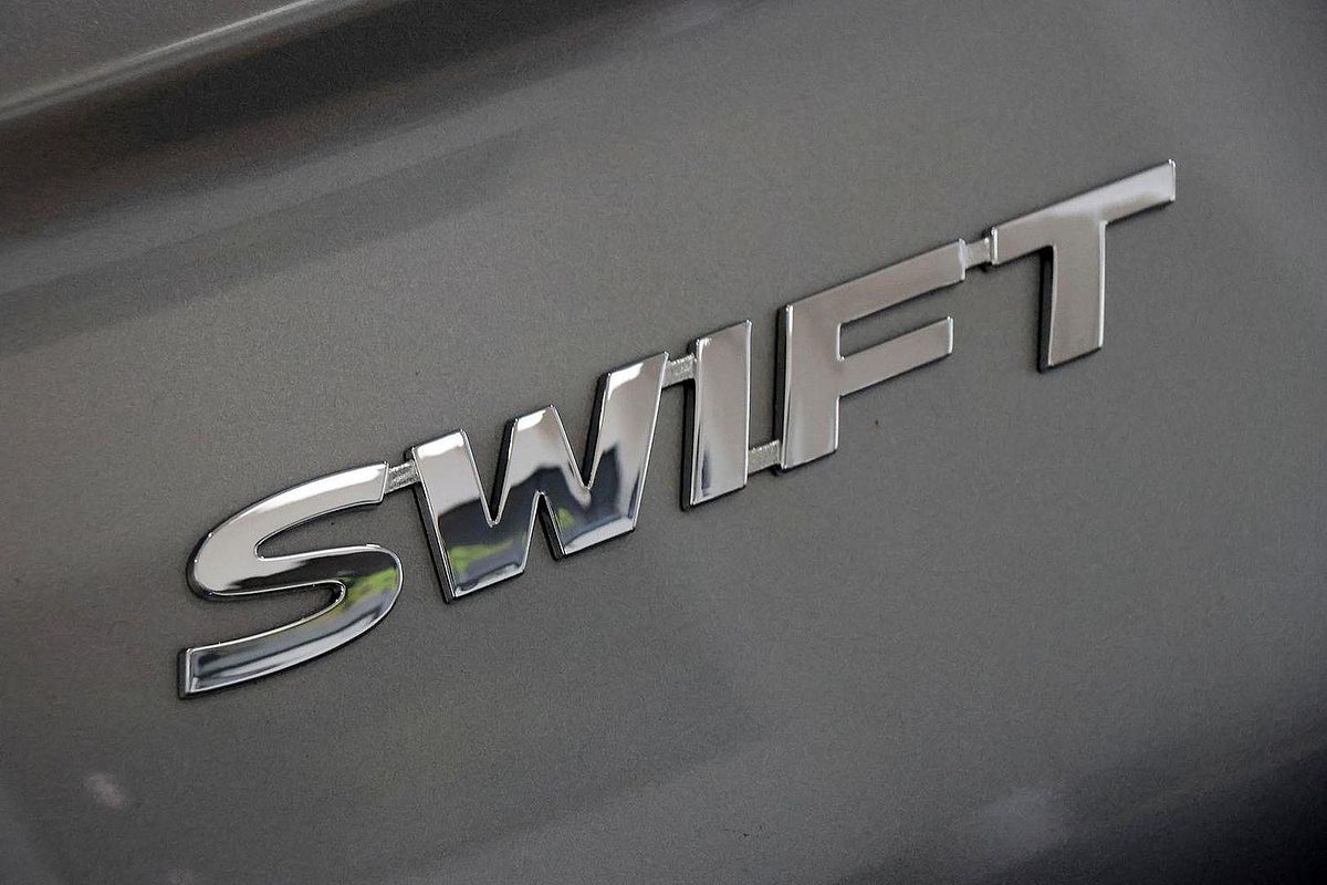 2024 Suzuki Swift Hybrid UZ