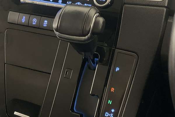 2019 Toyota Granvia VX GDH303R