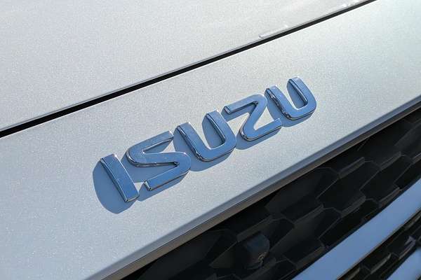 2025 Isuzu MU-X LS-T