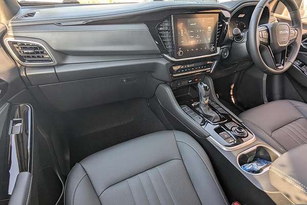 2025 Isuzu MU-X LS-T
