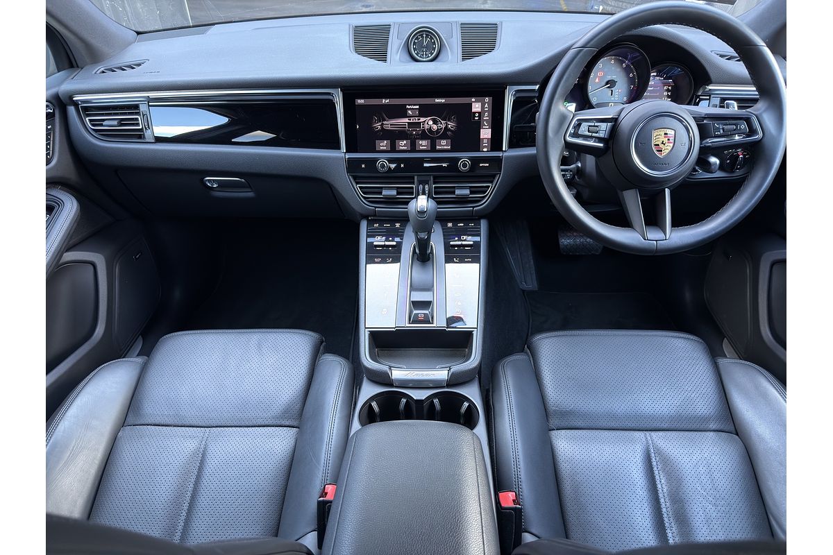 2022 Porsche Macan S 95B