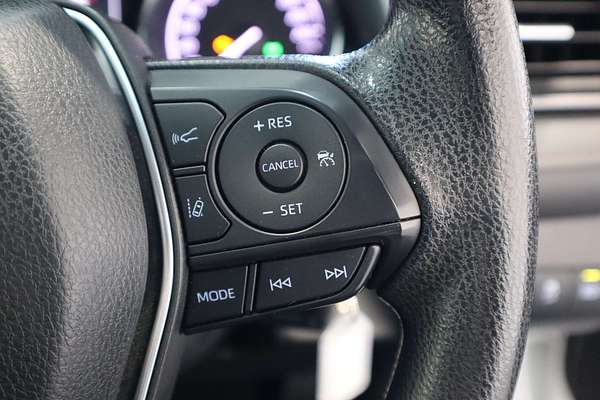 2018 Toyota Camry Ascent ASV70R