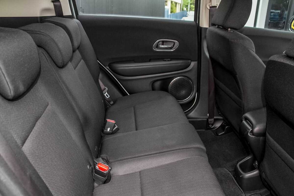 2015 Honda HR-V VTi-S