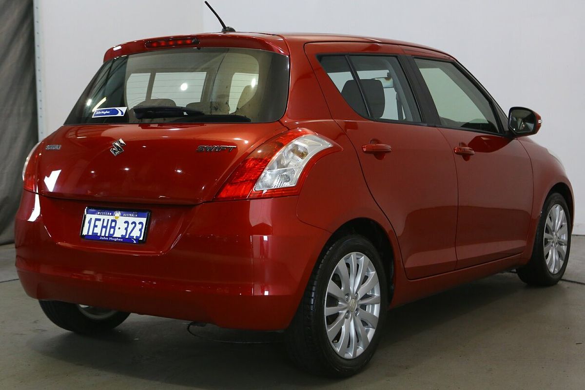 2013 Suzuki Swift GLX FZ