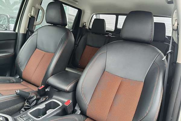 2019 Nissan Navara ST-X D23 Series 3 4X4