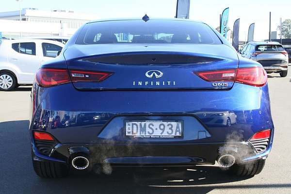 2017 INFINITI Q60 Red Sport V37