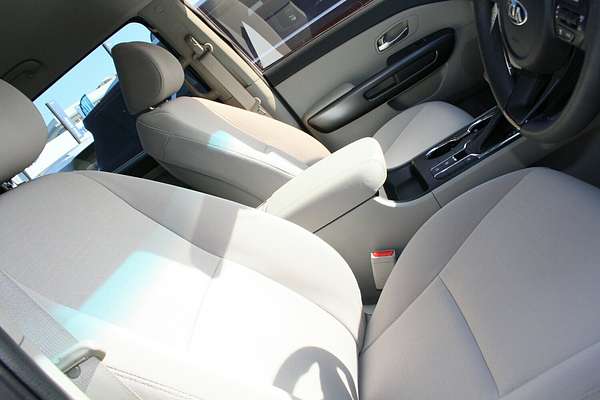 2020 Kia Carnival S YP