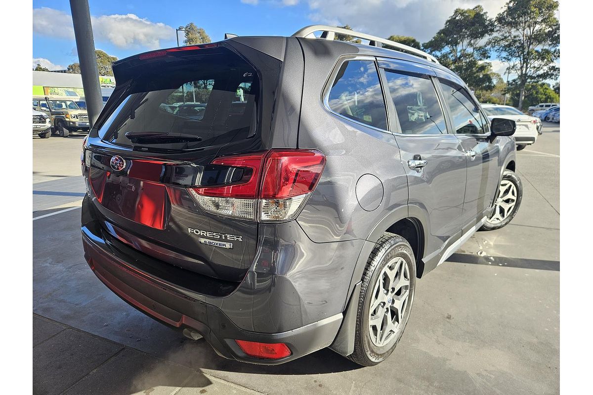 2023 Subaru Forester Hybrid L S5
