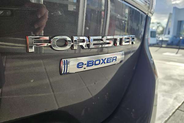 2023 Subaru Forester Hybrid L S5