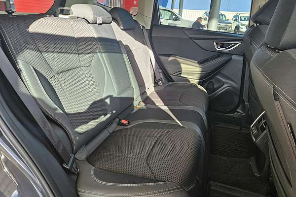 2023 Subaru Forester Hybrid L S5
