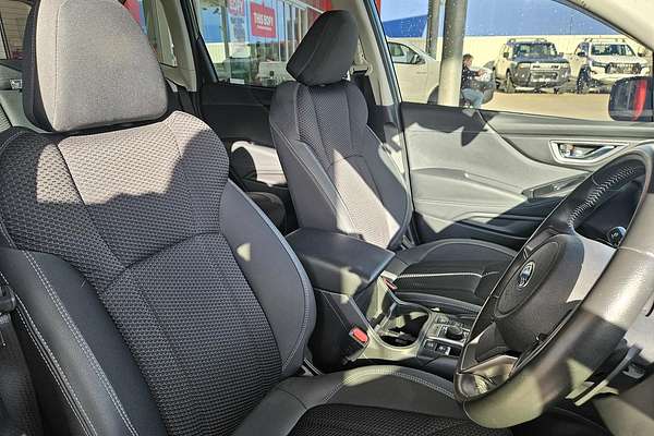2023 Subaru Forester Hybrid L S5