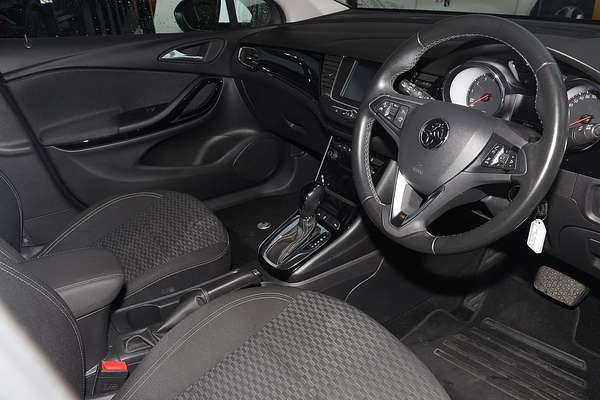 2018 Holden Astra R BK