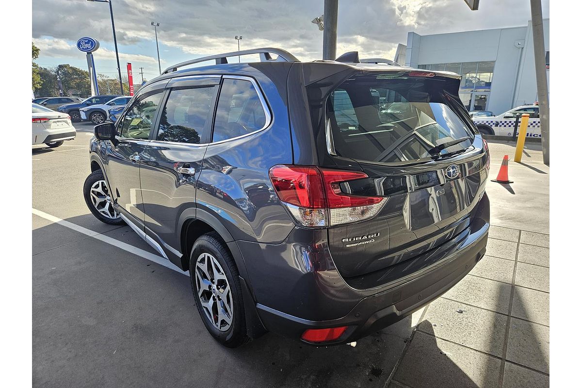 2023 Subaru Forester Hybrid L S5
