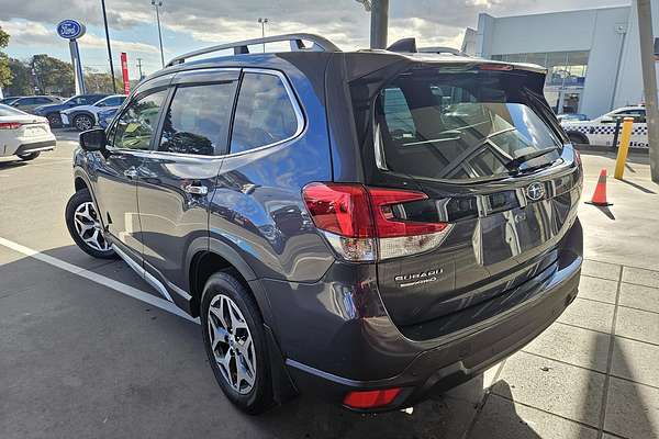 2023 Subaru Forester Hybrid L S5