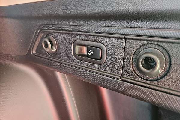 2023 Subaru Forester Hybrid L S5