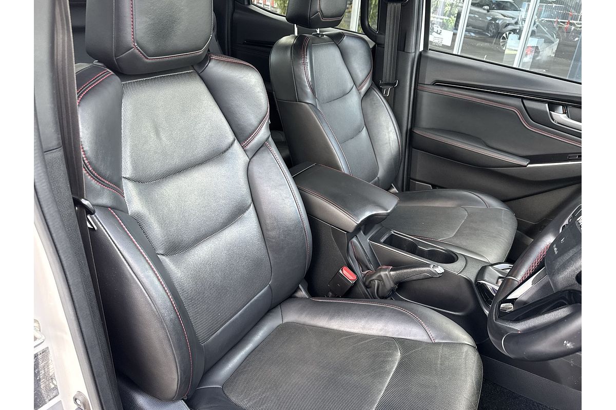 2022 Isuzu D-MAX X-TERRAIN 4X4