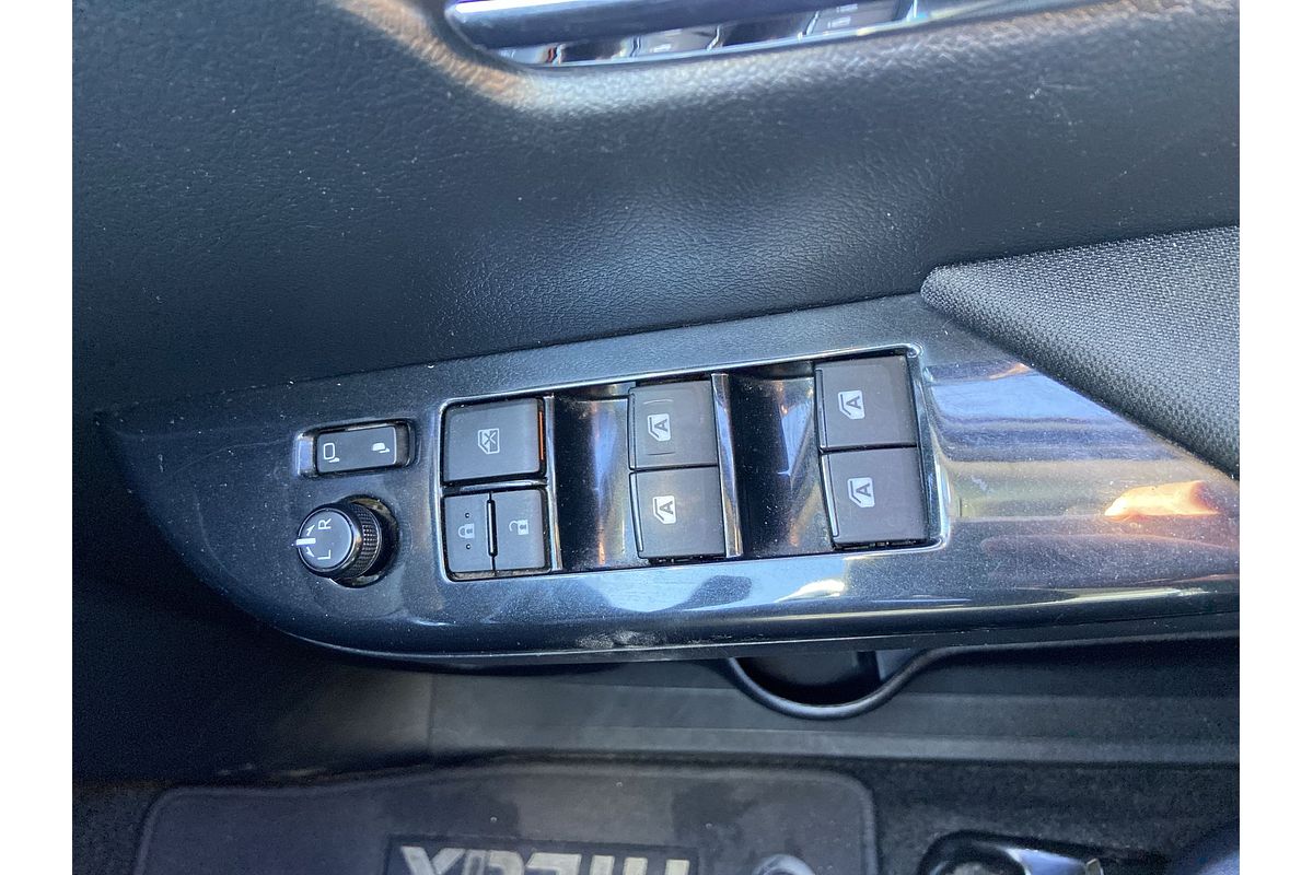 2019 Toyota Hilux SR5 GUN126R 4X4
