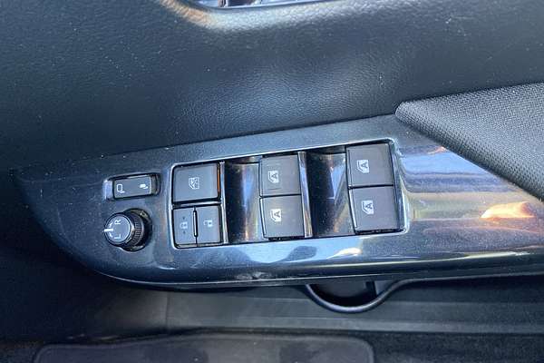 2019 Toyota Hilux SR5 GUN126R 4X4