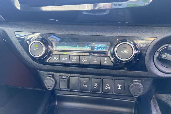 2019 Toyota Hilux SR5 GUN126R 4X4