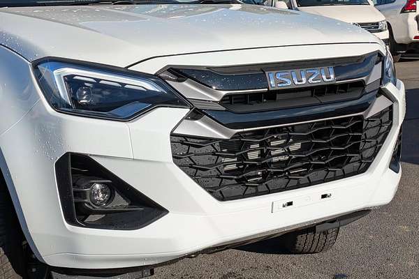 2025 Isuzu D-MAX LS-M 4X4