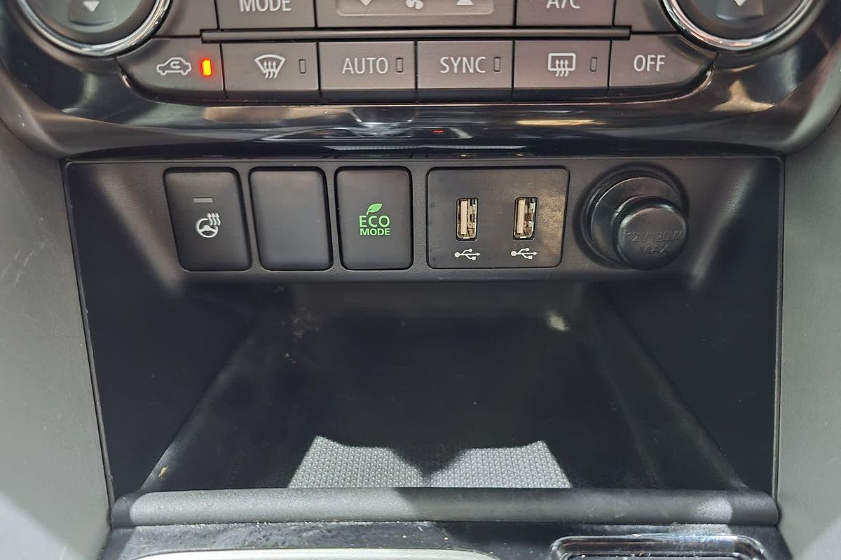 2022 Mitsubishi ECLIPSE CROSS ECLIPSE CROSS EXCEED (2WD) YB2E45