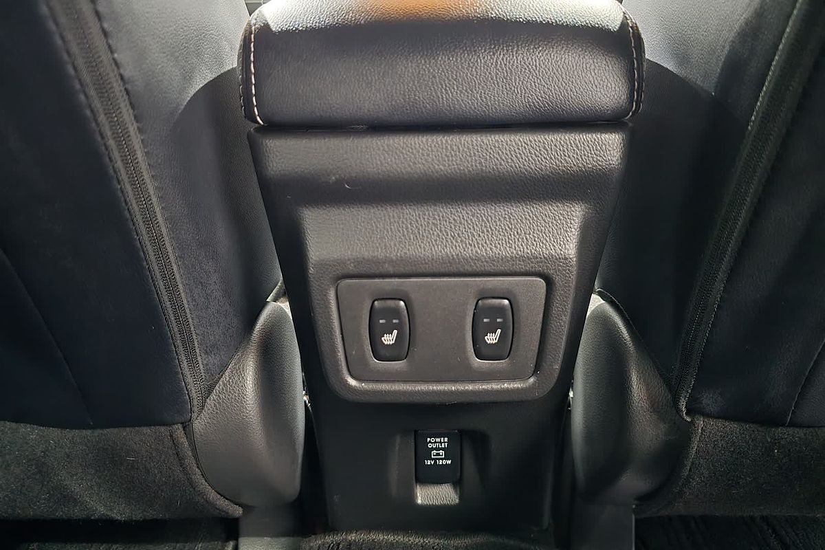 2022 Mitsubishi ECLIPSE CROSS ECLIPSE CROSS EXCEED (2WD) YB2E45