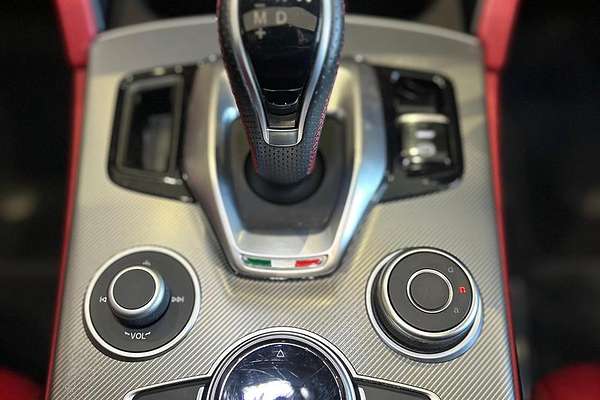 2021 Alfa Romeo Stelvio Veloce Series 2