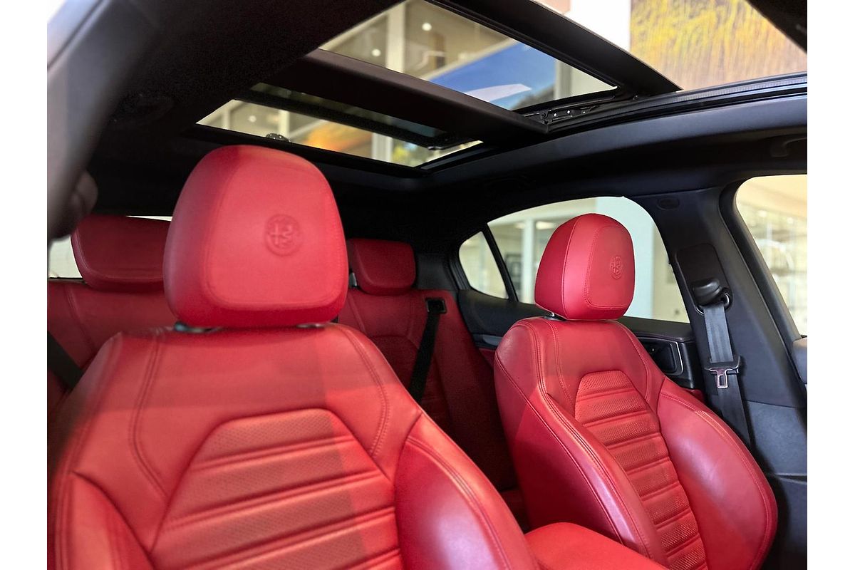 2021 Alfa Romeo Stelvio Veloce Series 2