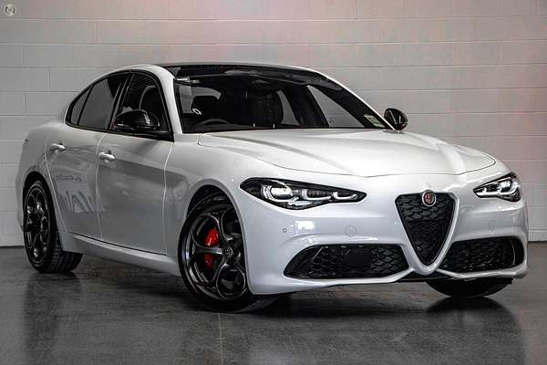 2025 Alfa Romeo Giulia Tributo Italiano Series 5