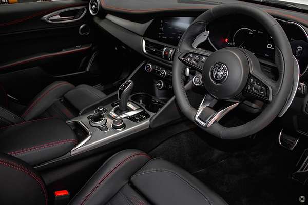 2025 Alfa Romeo Giulia Tributo Italiano Series 5