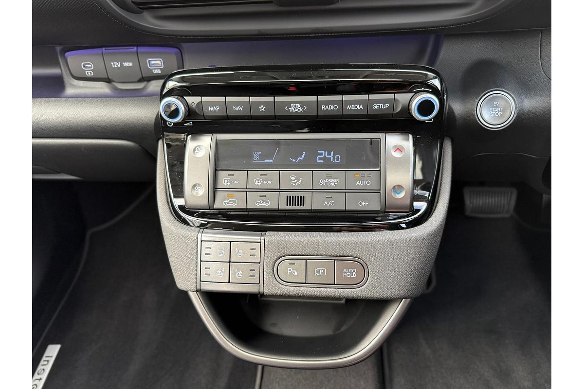 2024 Hyundai INSTER Cross AX.V1