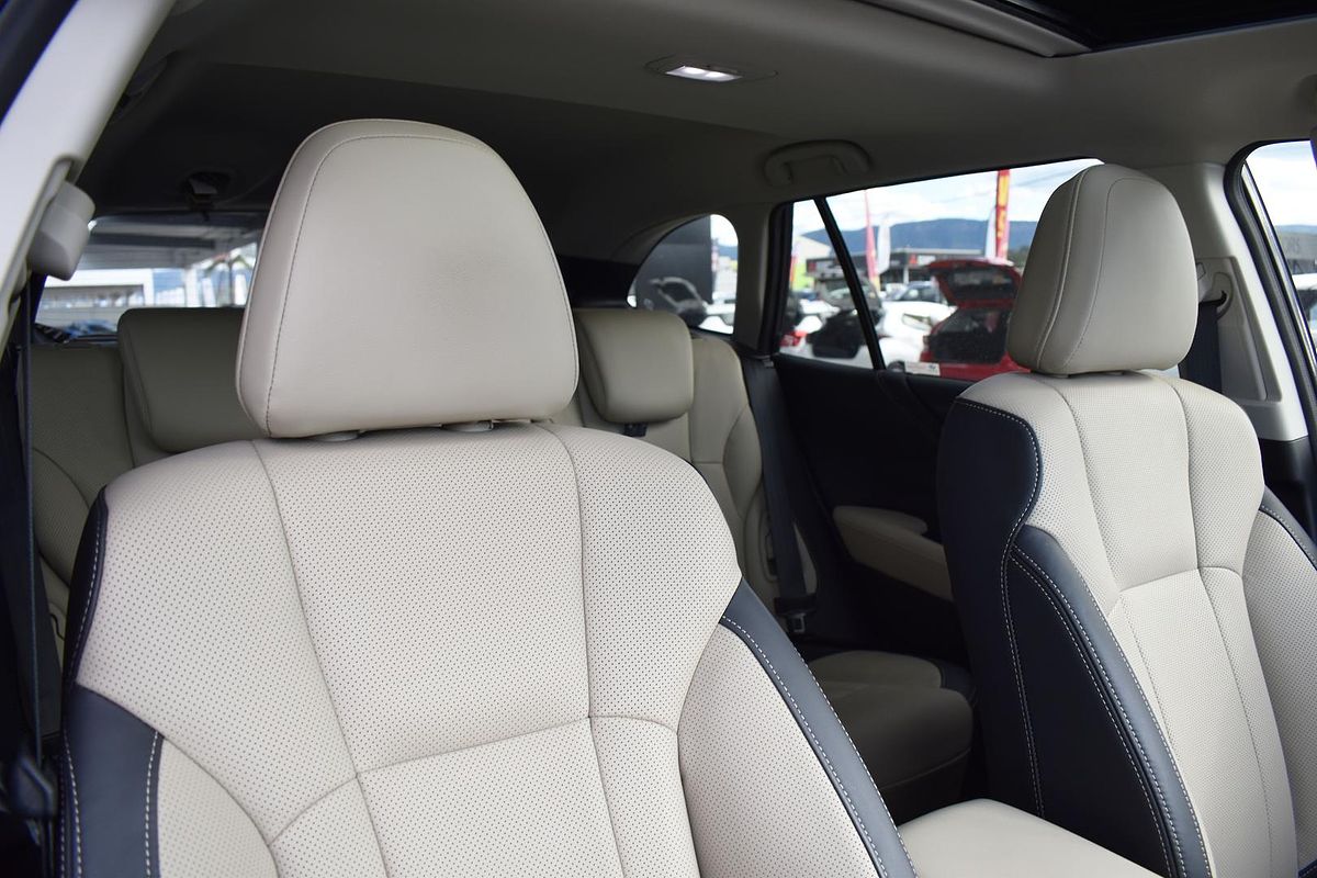 2025 Subaru Outback AWD Touring 6GEN