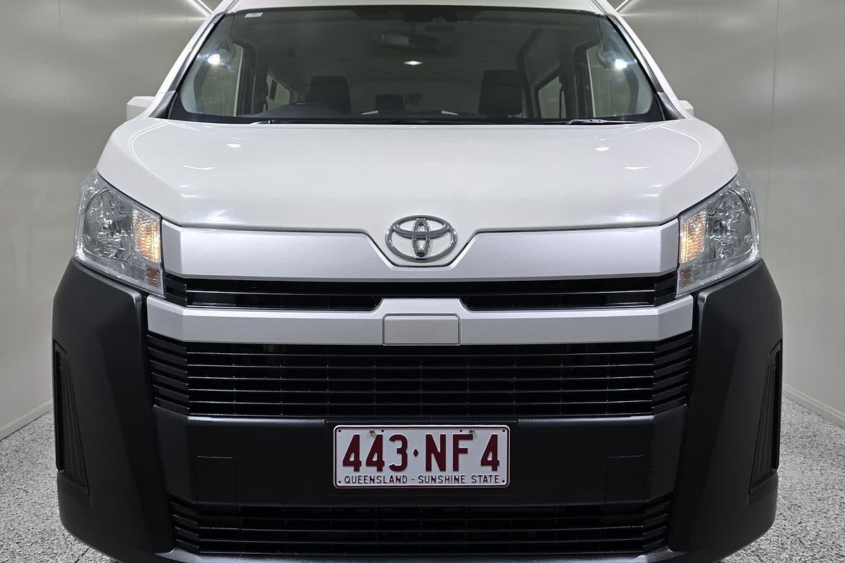 2020 Toyota Hiace Hiace Commuter Bus SLWB 2.8L T Diesel Automatic GDH322R