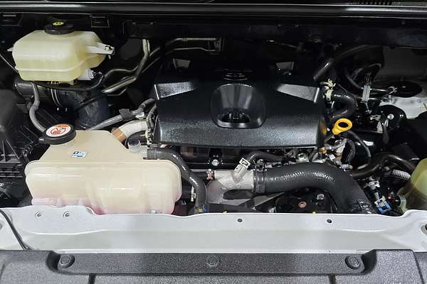 2020 Toyota Hiace Hiace Commuter Bus SLWB 2.8L T Diesel Automatic GDH322R