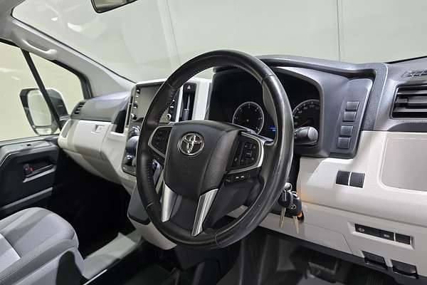 2020 Toyota Hiace Hiace Commuter Bus SLWB 2.8L T Diesel Automatic GDH322R