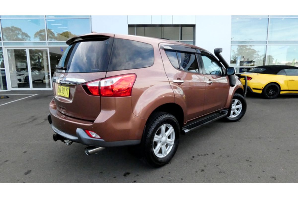 2015 Isuzu MU-X LS-T