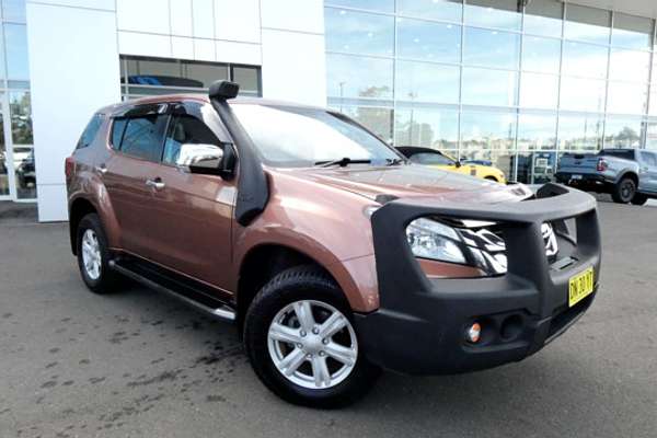 2015 Isuzu MU-X LS-T