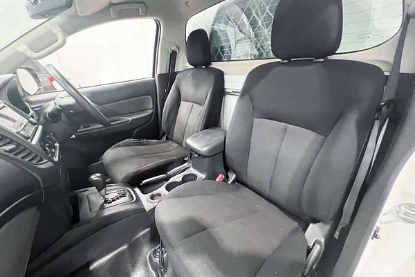 2015 Mitsubishi Triton GLX MN Rear Wheel Drive